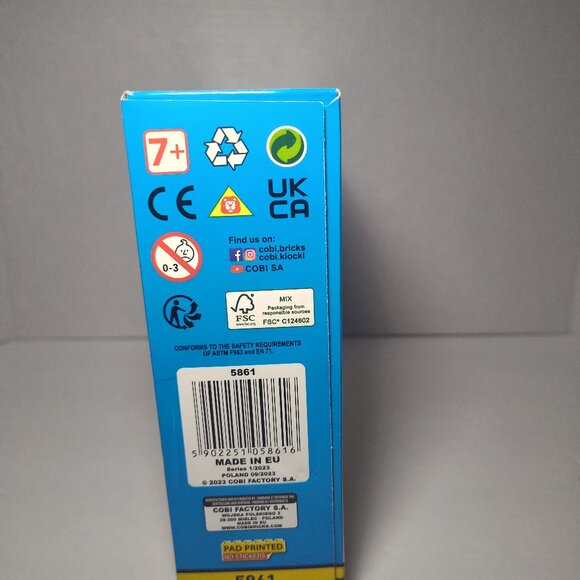 COBI WWII Mitsubishi A6M2 Zero Japanese Fighter Plane Block Model Set # 5861 - Picture 3 of 6